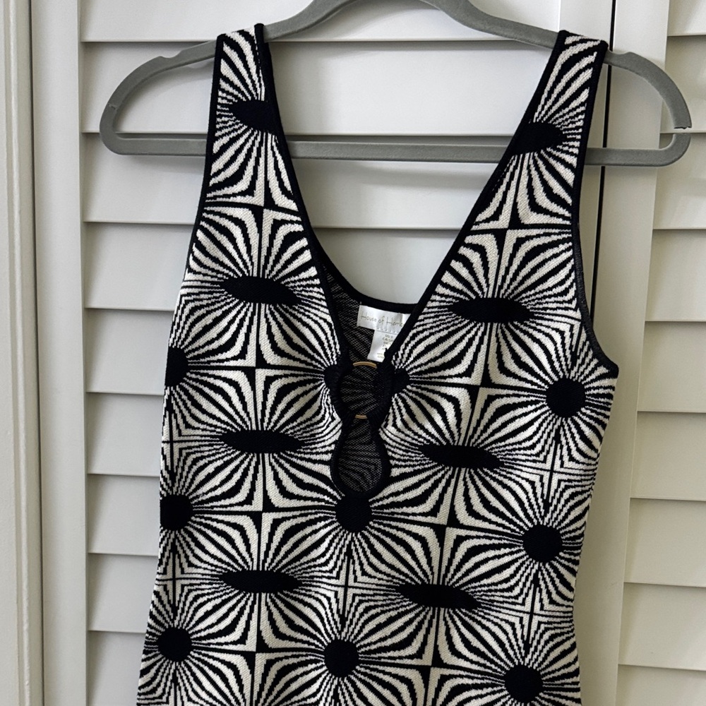 Black and White Geometric Knit Dress with Front Tie
